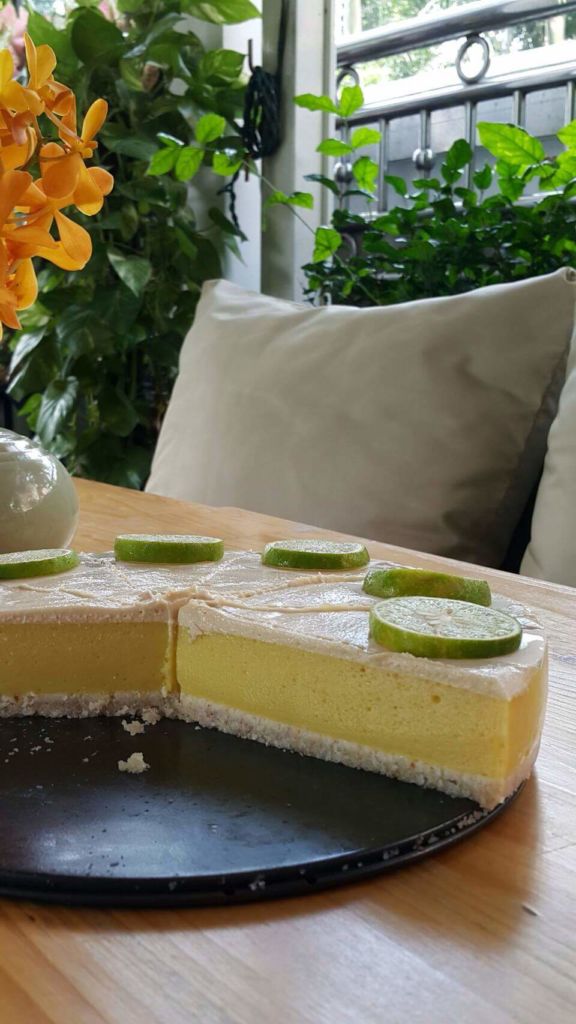 A real raw vegan dessert from Rasayana Retreat, made without baking